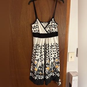 SUMMER DRESS SIZE MEDIUM